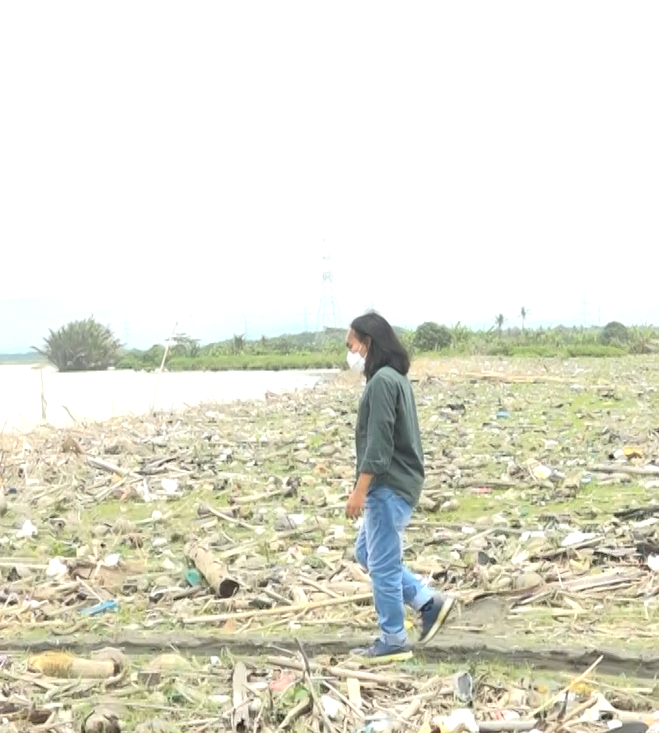Menyusuri Muara Sungai Serayu di Cilacap