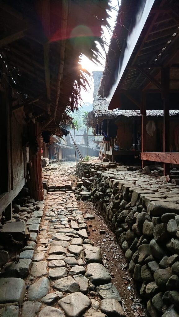 Melambat Sejenak di Baduy Luar Sekaligus Belajar Budaya Baduy